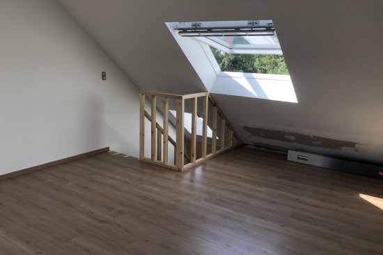Floor & temporary handrail